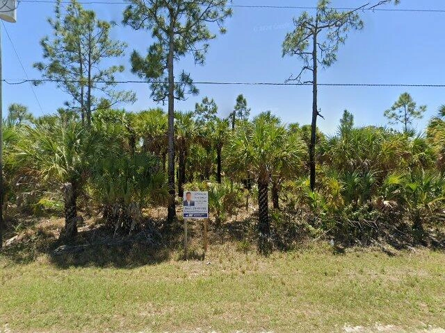 House image located at Naples, FL 34117