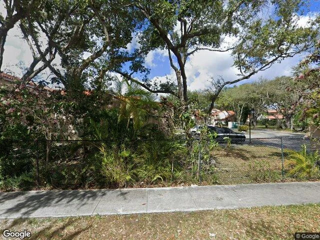 House image located at Miami, FL 33183