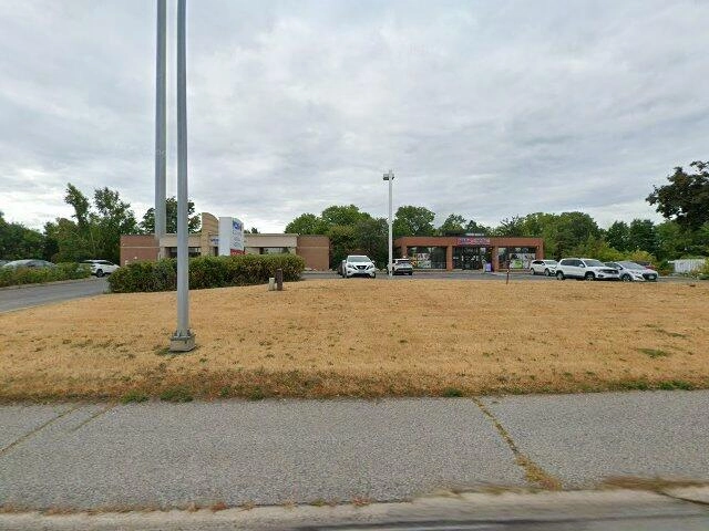 House image located at Louisville, KY 40212