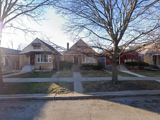 House image located at Chicago, IL 60620
