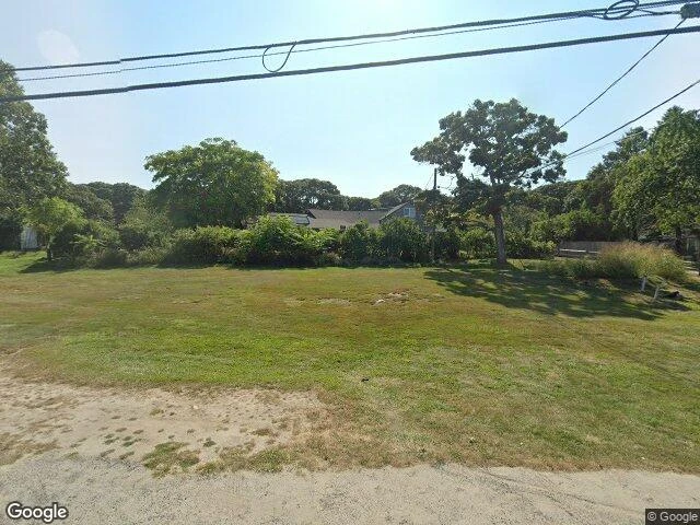 House image located at Montauk, NY 11954