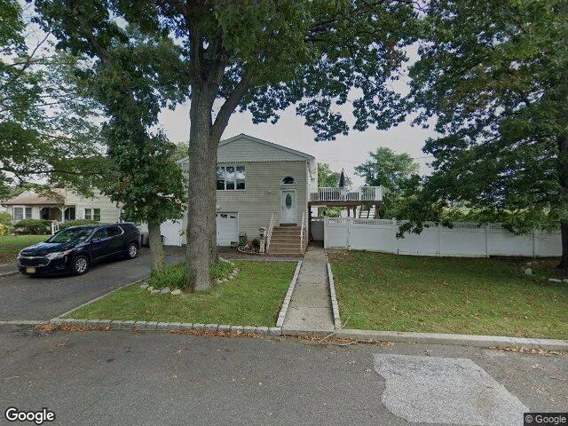 House image located at Bay Shore, NY 11706