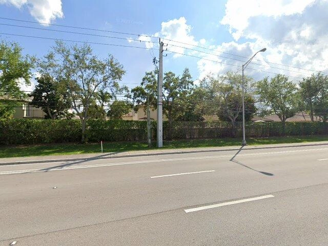 House image located at Hollywood, FL 33027