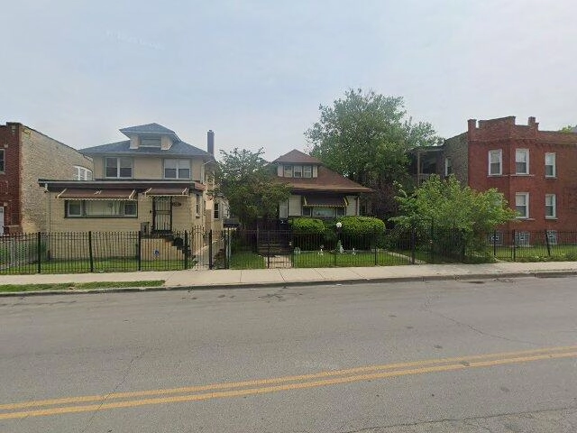 House image located at Chicago, IL 60651