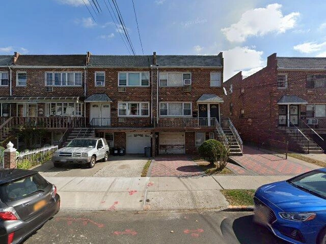 House image located at Los Angeles, CA 90011