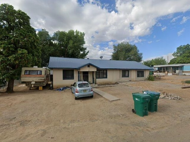 House image located at Farmington, NM 87402