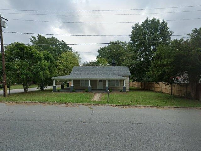 House image located at Eden, NC 27288