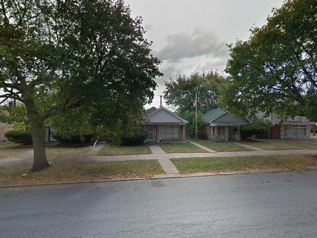 House image located at Chicago, IL 60617