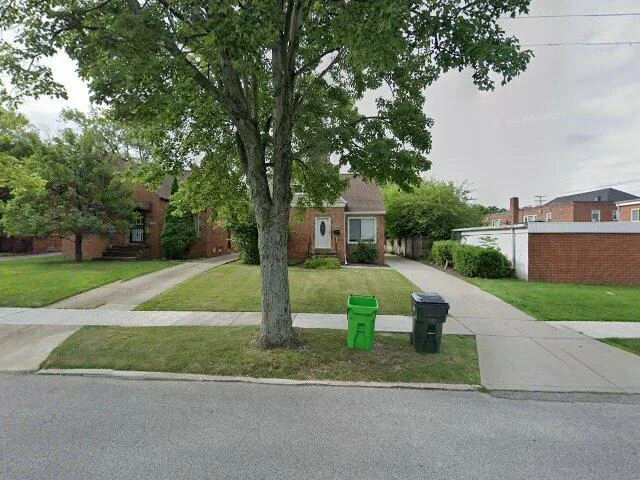 House image located at Cleveland, OH 44121