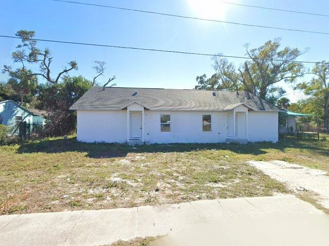 House image located at Saint Petersburg, FL 33711