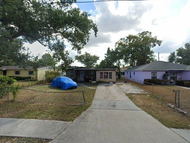 House image located at Tampa, FL 33605