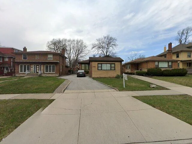 House image located at Chicago, IL 60643