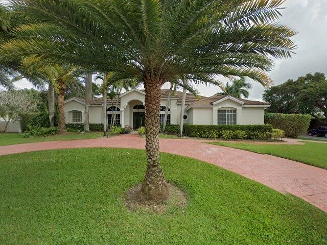 House image located at Miami, FL 33157