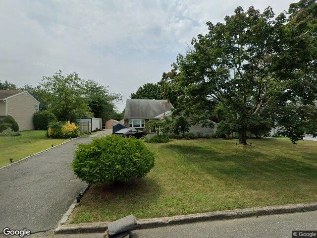 House image located at Medford, NY 11763