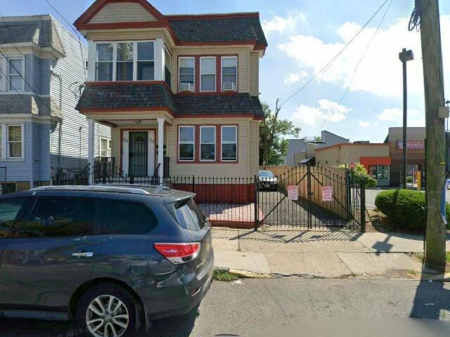 House image located at Newark, NJ 07112