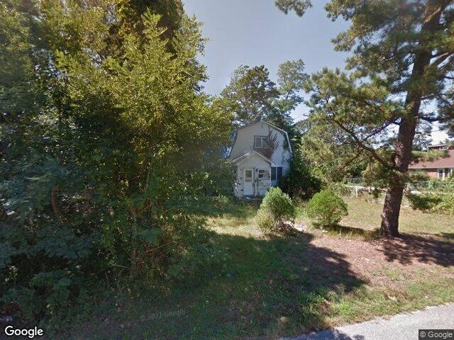 House image located at Mastic Beach, NY 11951