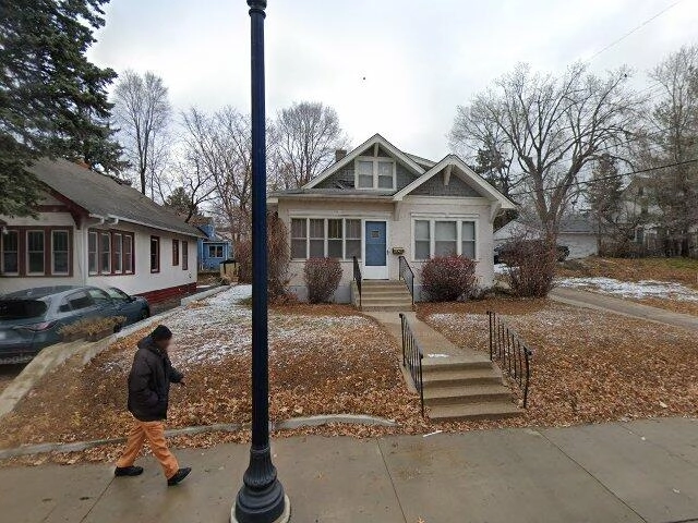 House image located at Minneapolis, MN 55412