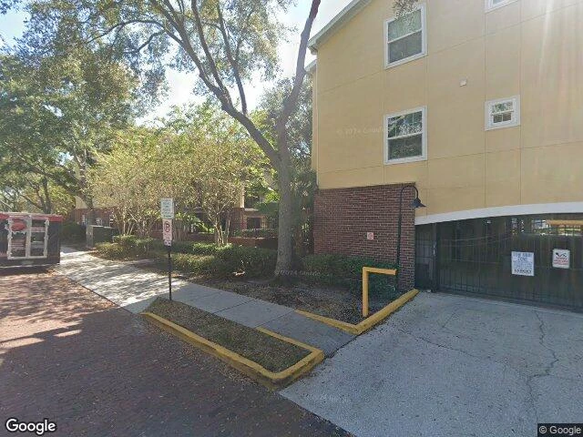 House image located at Tampa, FL 33605