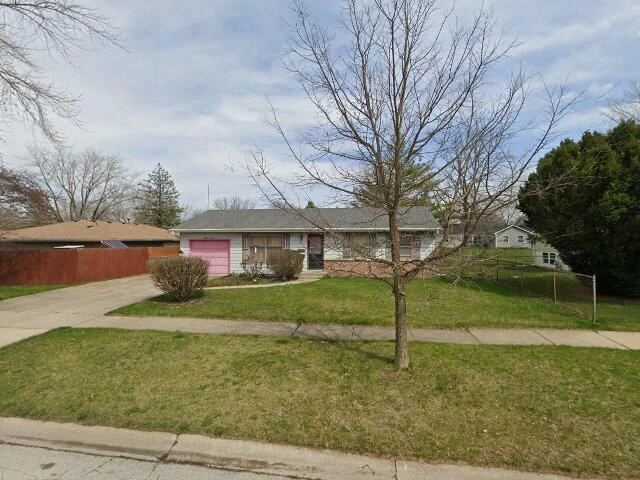 House image located at Aurora, IL 60506
