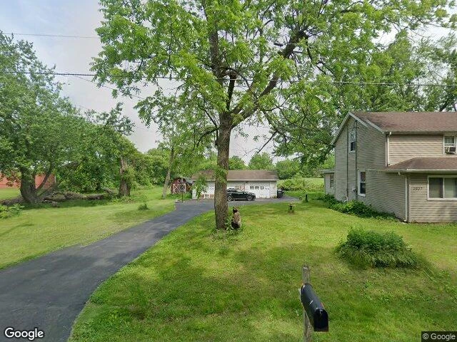 House image located at Waterford, WI 53185