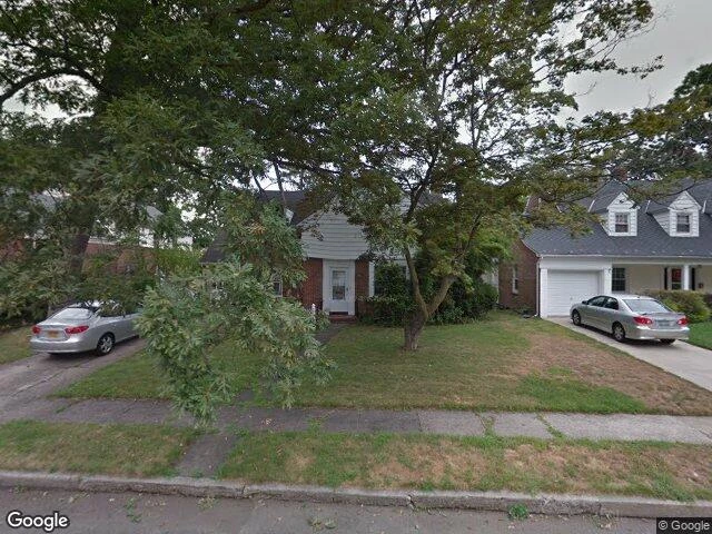 House image located at Freeport, NY 11520