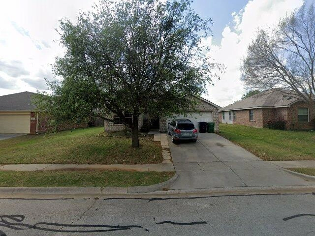 House image located at Denton, TX 76207
