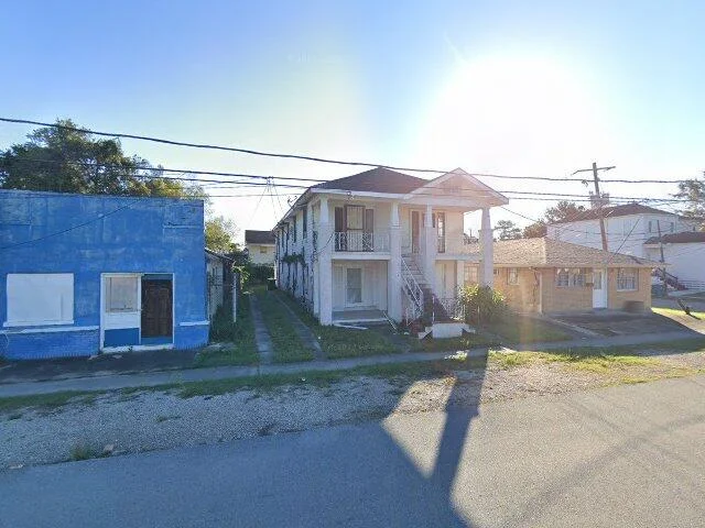 House image located at Gretna, LA 70053