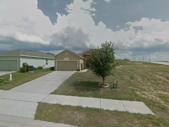 House image located at Dundee, FL 33838