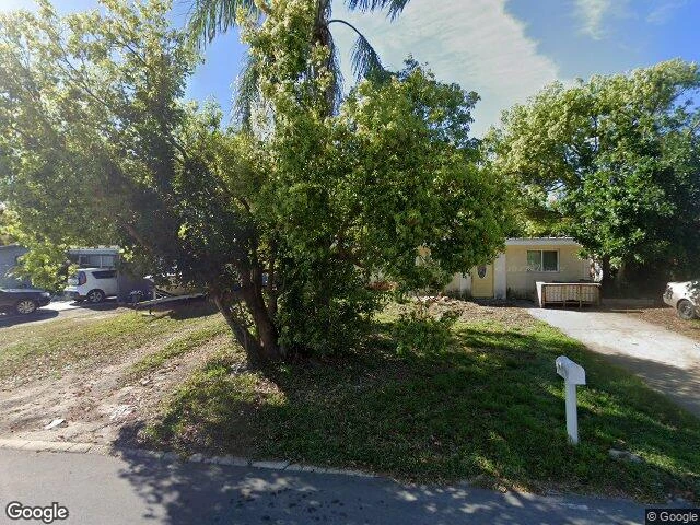 House image located at Largo, FL 33773