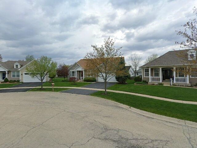 House image located at Oswego, IL 60543