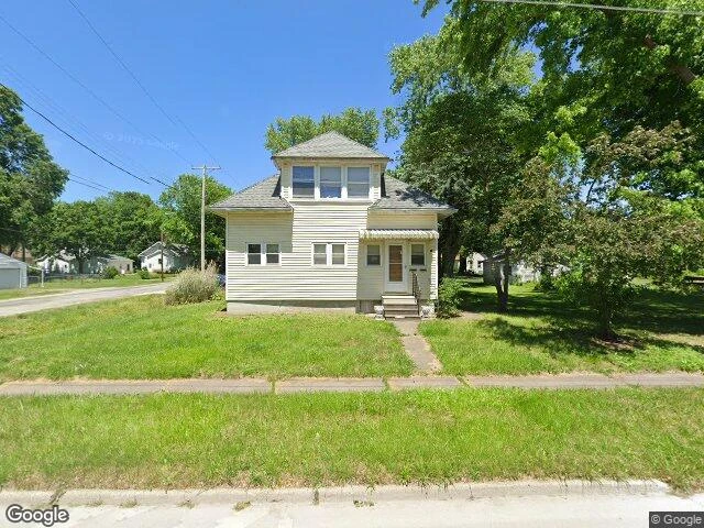 House image located at Nokomis, IL 62075