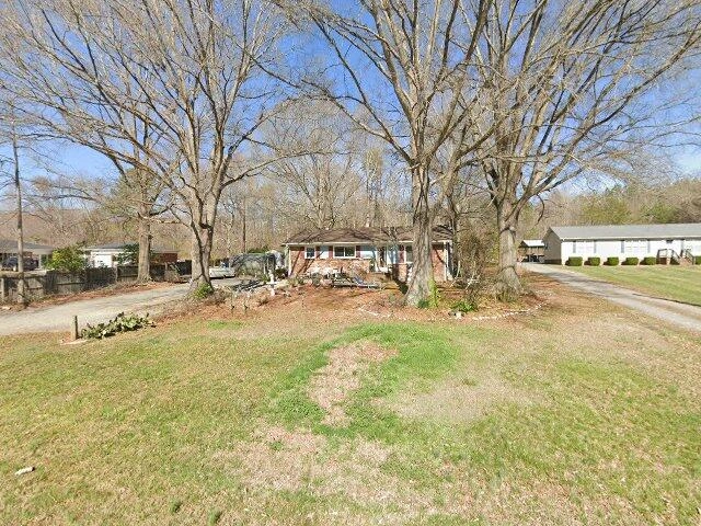 House image located at Advance, NC 27006