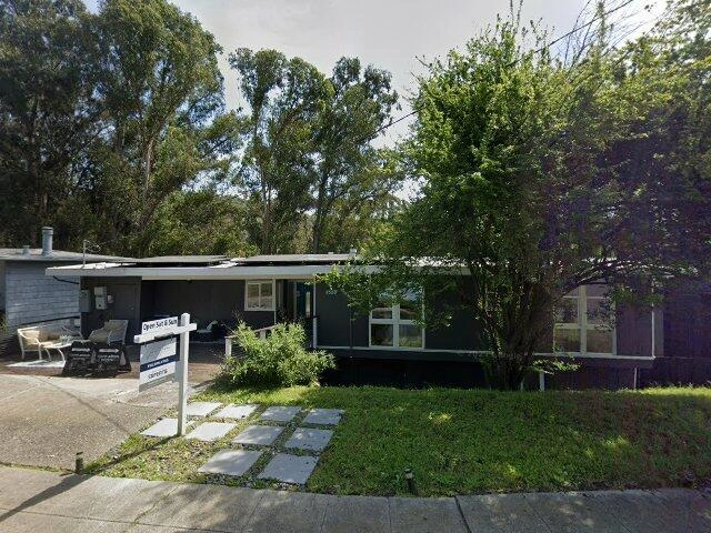 House image located at Oakland, CA 94619