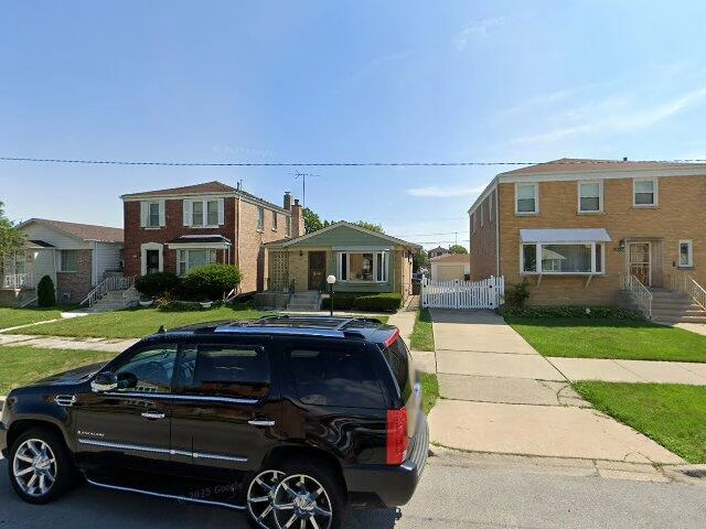 House image located at Chicago, IL 60628