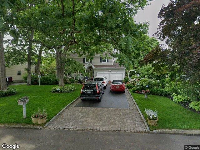 House image located at Hauppauge, NY 11788