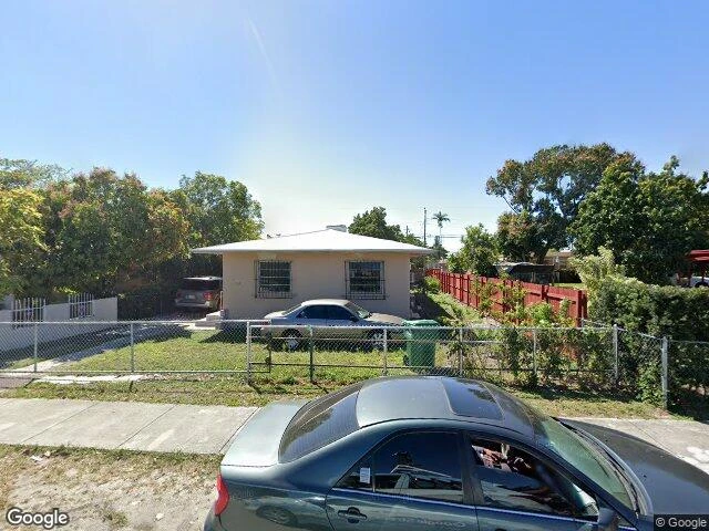 House image located at Miami, FL 33161