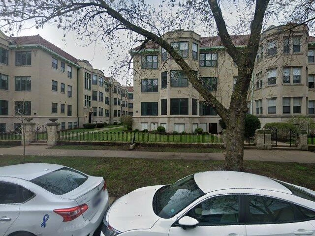 House image located at Chicago, IL 60626