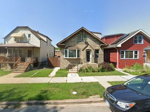 House image located at Chicago, IL 60630