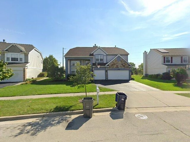 House image located at Elgin, IL 60123