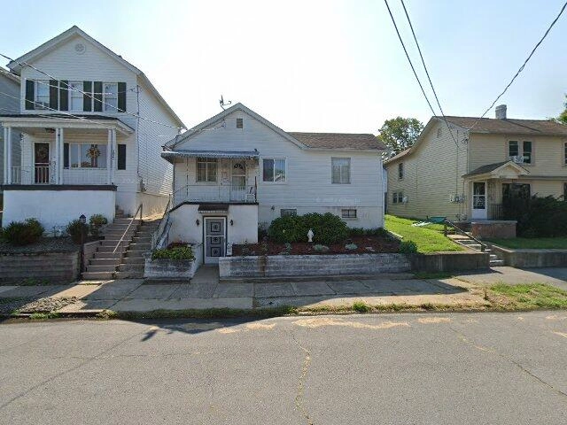 House image located at Scranton, PA 18505
