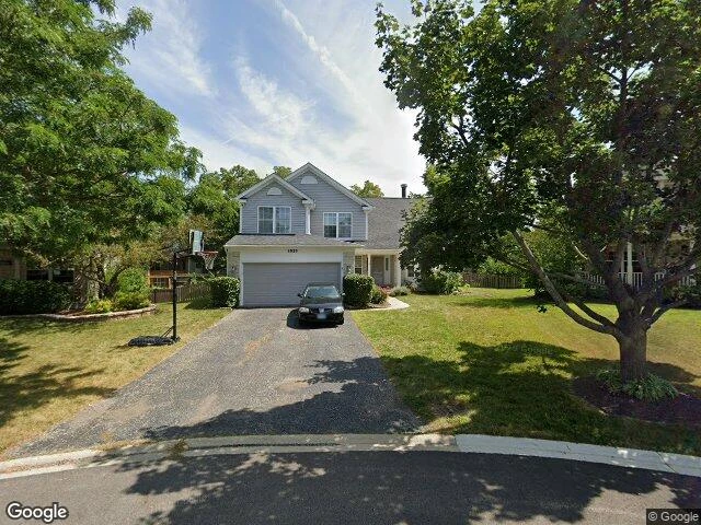 House image located at Round Lake, IL 60073