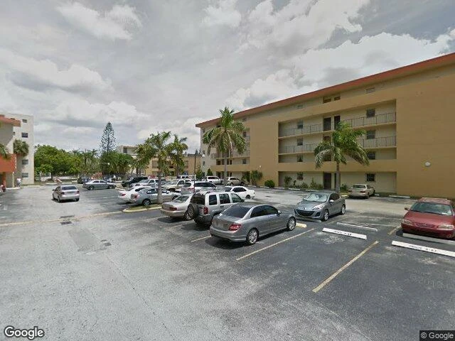 House image located at Miami, FL 33172