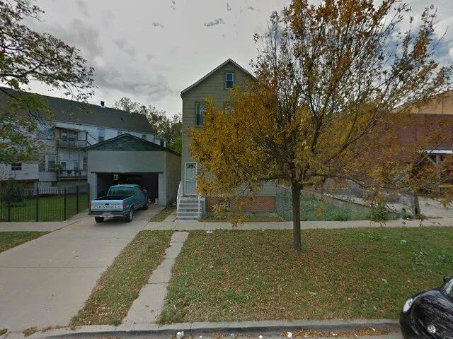 House image located at Chicago, IL 60617