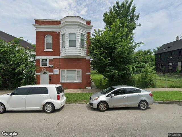 House image located at Chicago, IL 60609