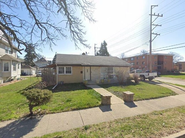 House image located at Maywood, IL 60153