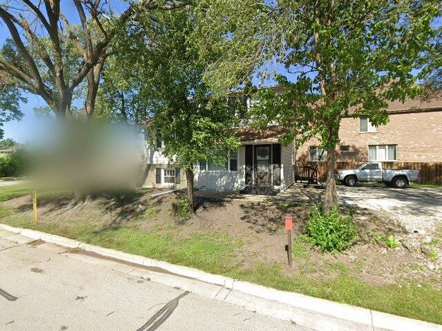 House image located at Elmhurst, IL 60126