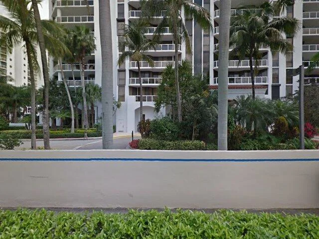 House image located at Miami, FL 33180