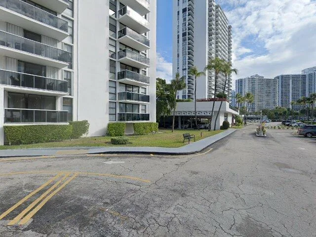 House image located at Miami, FL 33180