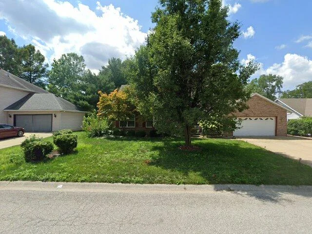 House image located at Belleville, IL 62221