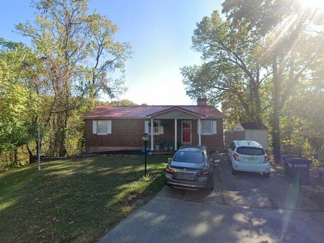 House image located at Huntington, WV 25705